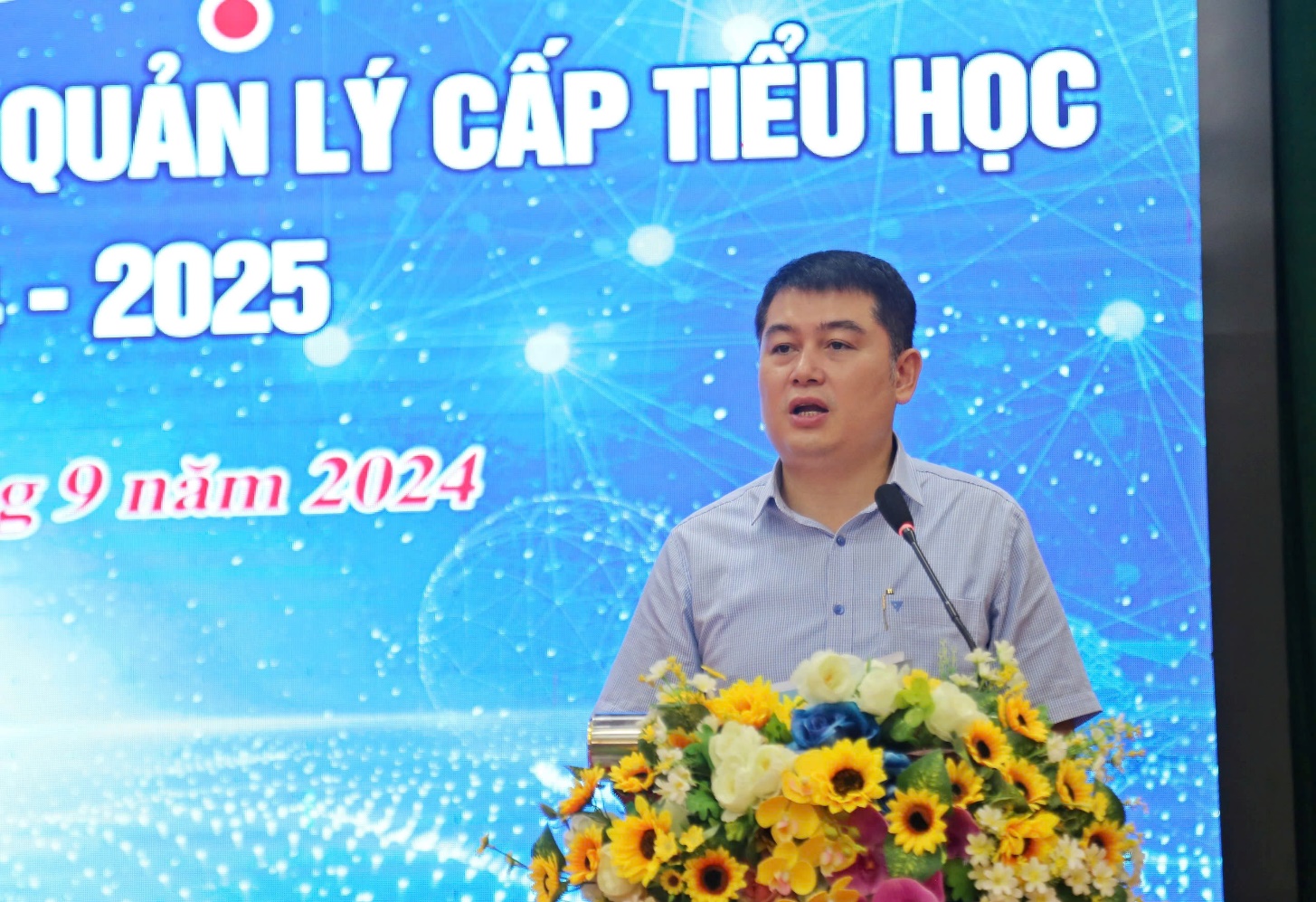 Bồi dưỡng cán bộ quản lý trường có lớp tiểu học năm học 2024-2025