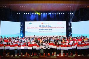 LỄ TRAO GIẢI CUỘC THI “AN TOÀN GIAO THÔNG CHO NỤ CƯỜI NGÀY MAI” NĂM HỌC 2021 – 2022