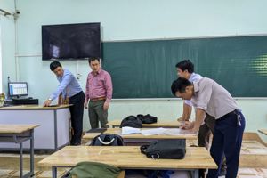 KIỂM TRA THỰC TẾ CÔNG TÁC NGHIỆM THU, BÀN GIAO BÀN GHẾ GIÁO VIÊN, BÀN GHẾ HỌC SINH CHO CÁC TRƯỜNG PHỔ THÔNG TRÊN ĐỊA BÀN TỈNH LẠNG SƠN.