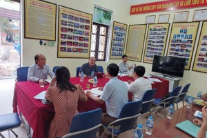 ĐOÀN KHẢO SÁT ĐÁNH GIÁ HIÊU QUẢ ĐẦU TƯ CƠ SỞ VẬT CHẤT VÀ TRANG THIẾT BỊ CHO CÁC ĐƠN VỊ THỤ HƯỞNG TỪ DỰ ÁN CHƯƠNG TRÌNH GIÁO DỤC TRUNG HỌC GIAI ĐOẠN 2